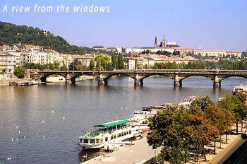 & Royal Standard 3* Prag