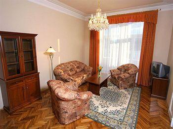 & Royal Standard Hotell 3*