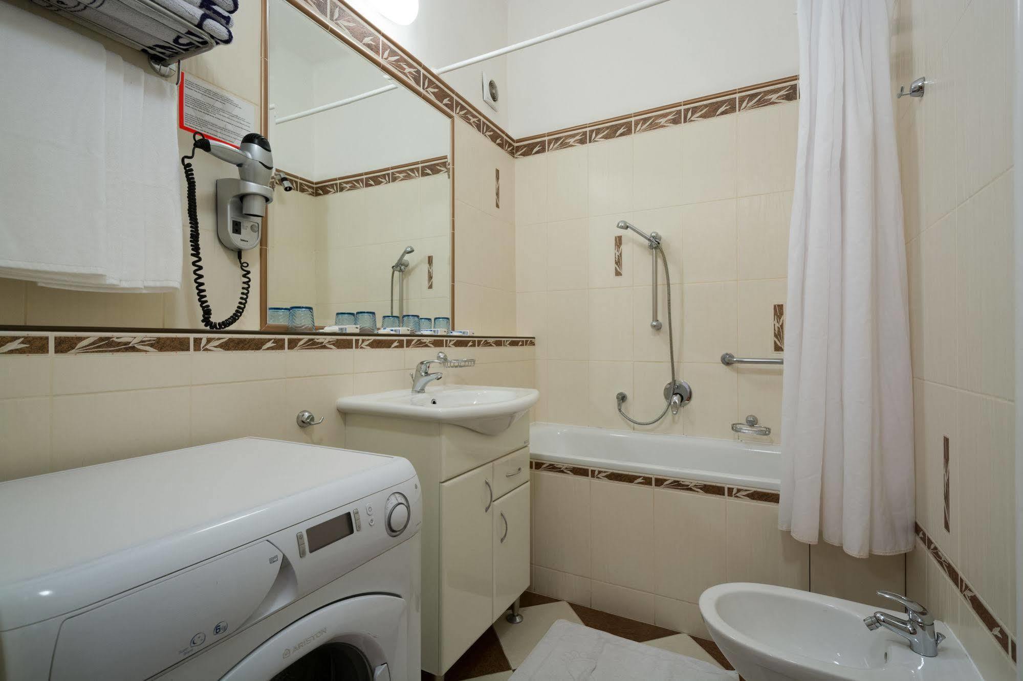 Hotell & Royal Standard 3*