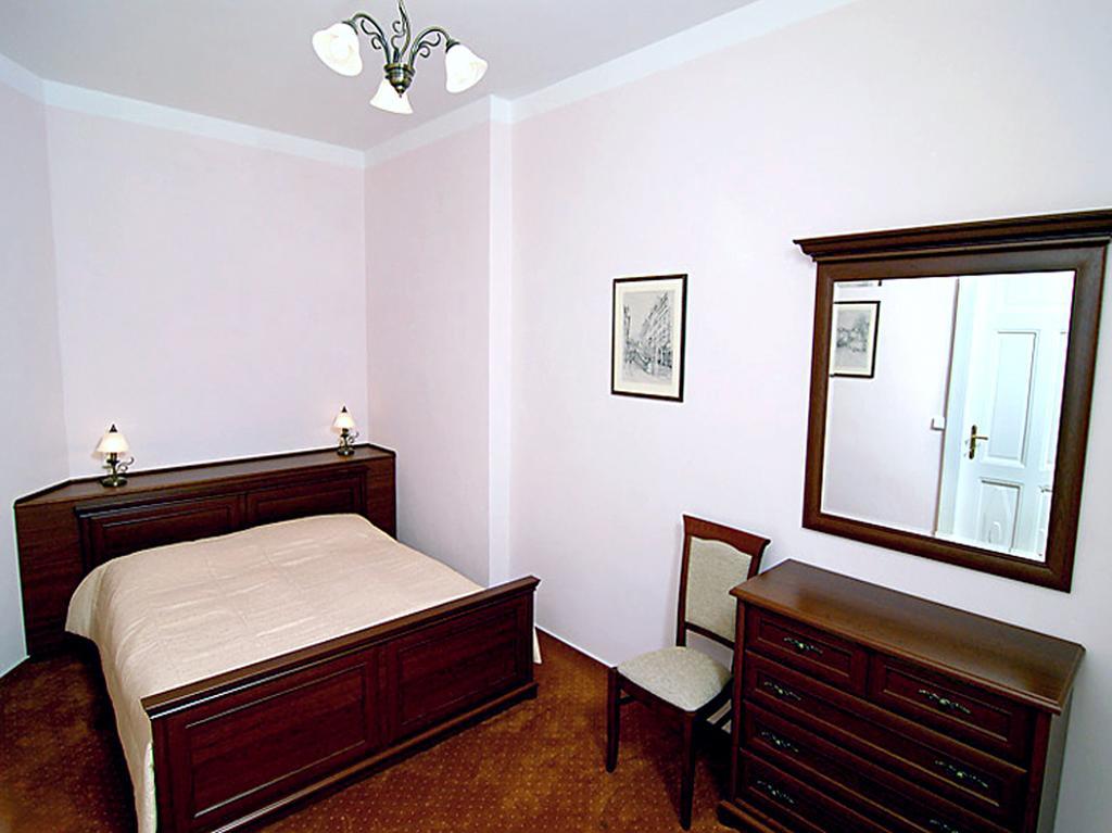 & Royal Standard Hotell Prag